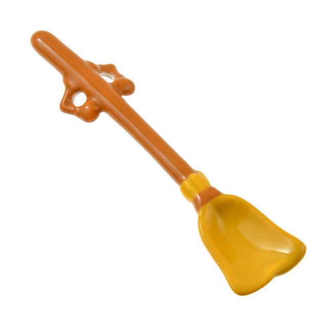 ミッキー＆ホウキ マグカップ・スプーン セット Disney FANTASIA 85TH 3,900円