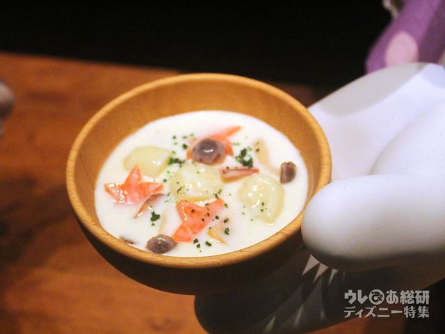 「マクダックス・デパートメントストア」ウィンドウ