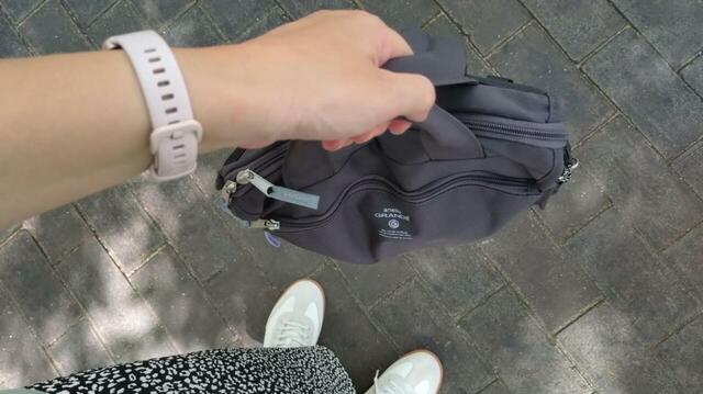 【anello GRANDE（アネロ グランデ） トート型リュック CABIN】すぐにハンドルをまとめられるので、状況によって手提げに変えたいときもスムーズです◎