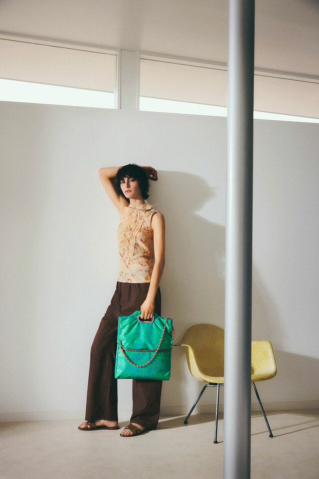 【LeSportsac／レスポートサック アトリエ2026春夏新作】Fold Tote Bag／H45×W32×D4cm  Lagoon Bandana ￥39,600