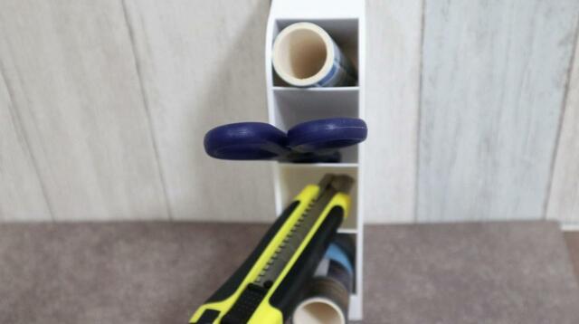 【セリア タワーペンスタンド】ハサミ、カッター、リメイク用の太めマスキングテープ