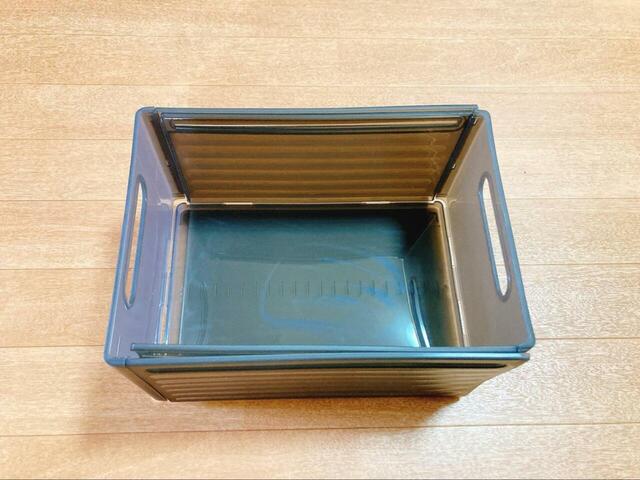 【3COINS 伸縮収納ケース（L）／KITINTO】サイズはS～Lがあり、Lサイズは約高さ15×横20×奥行き28～48cmです