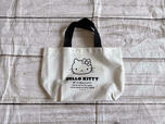 モノトーンのキティちゃんデザインがまさに大人かわいい！トートバッグ