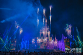 ナイトタイムスペクタキュラー「Celebrate! Tokyo Disneyland」｜東京ディズニーランド