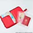 【ハローキティ×Maison de FLEUR】『Maison de FLEUR×HELLO KITTY いちごマルチケースBOOK RED』(宝島社)4059円/文具やパスポート入れとして。