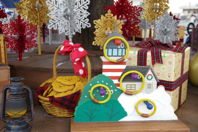 東京ディズニーシー・アメリカンウォーターフロント大きなツリーの下