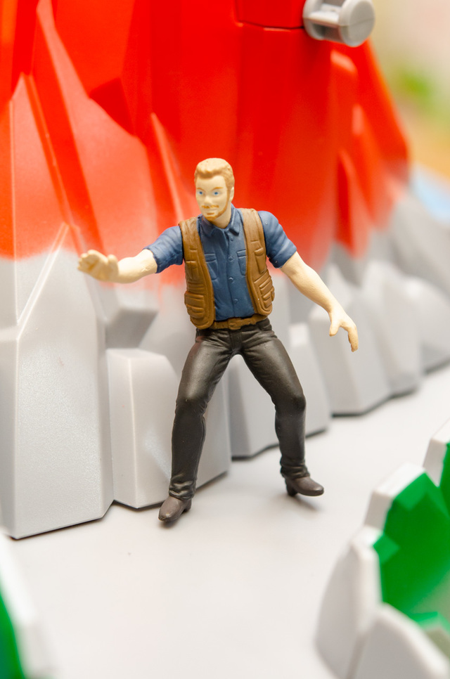 アニア 探検! ジュラシック・ワールド｜希望小売価格 6,480円（税抜）｜タカラトミー