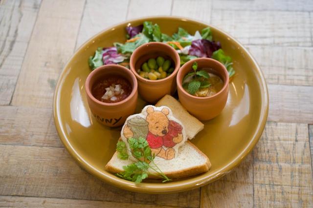 <プーさん>ハニーポットのデリプレート 1,639円