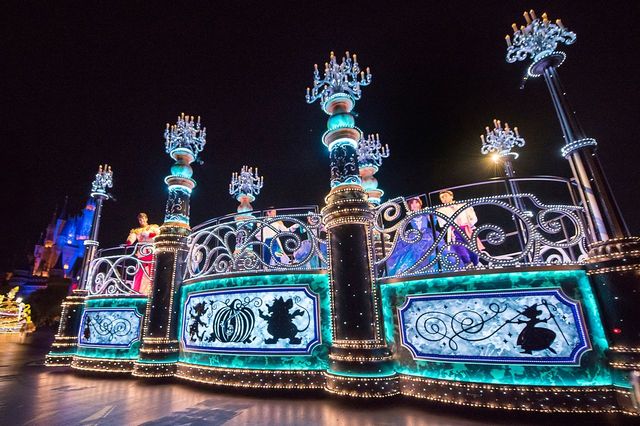「東京ディズニーランド・エレクトリカルパレード・ドリームライツ」