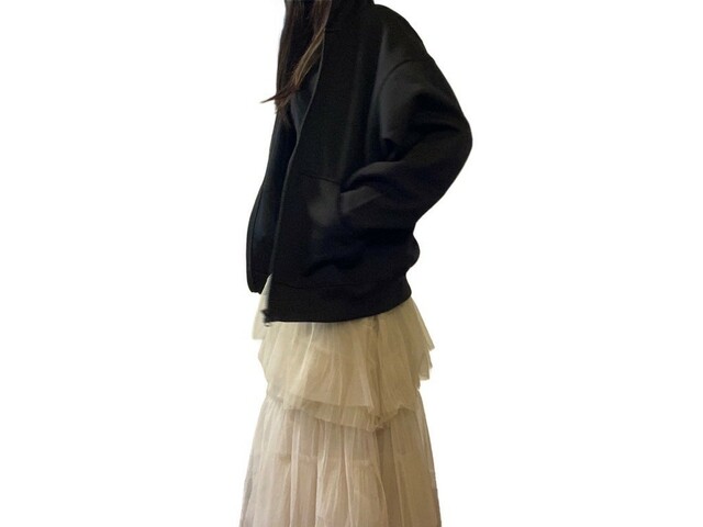 【ユニクロ　ドライスウェットリラックスパーカ】近所への外出にさらっと羽織るのにも便利です♪