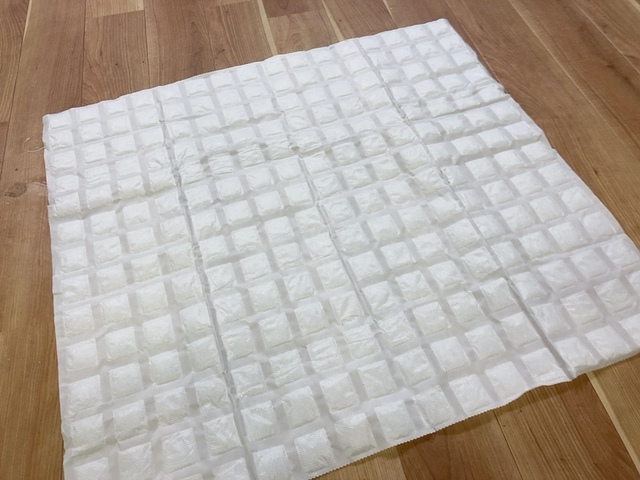 【カインズ 敷布団用除湿シート】匂いも吸収