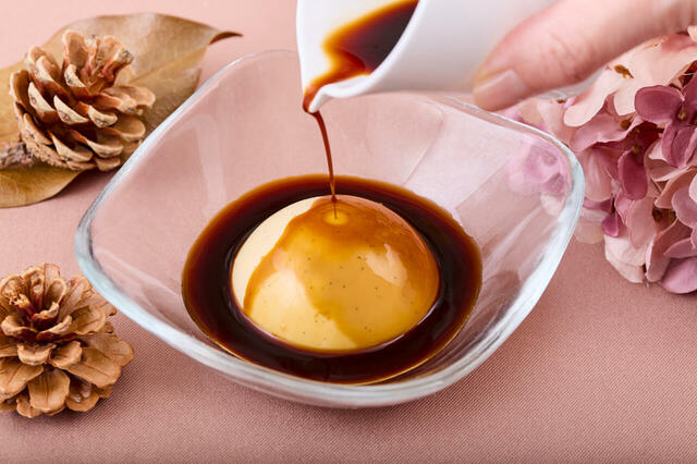 「平日限定スイーツ」＜期間：2025年10月1日～12月14日＞【ホテルメイドの“焼き立てシュガーバタークレープ”も好きなだけ♪秋の味覚を堪能できる「オータムスイーツブッフェ」開催】