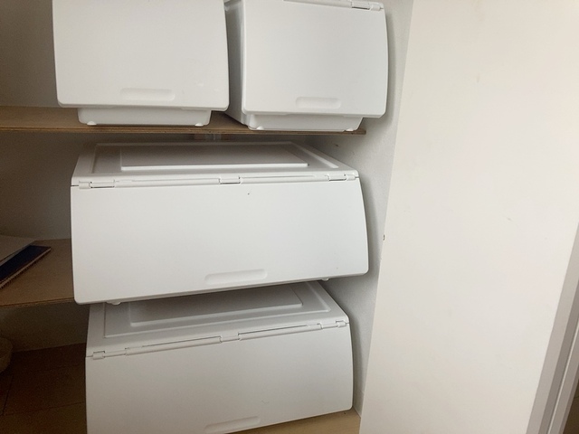 【ニトリ 収納ケース Nフラッテ】ものを仕分けして、蓋を閉めたらスッキリ！