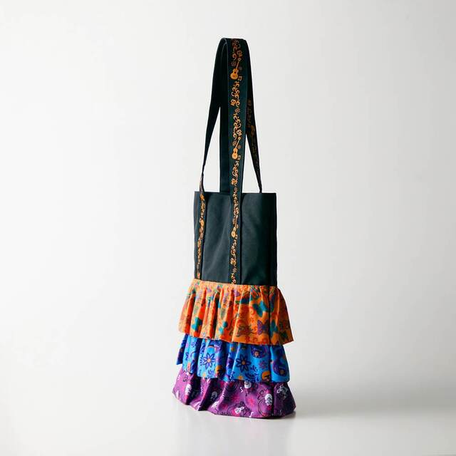 フリルトートバッグ「リメンバー・ミー」|¥ 6,490 (税込)