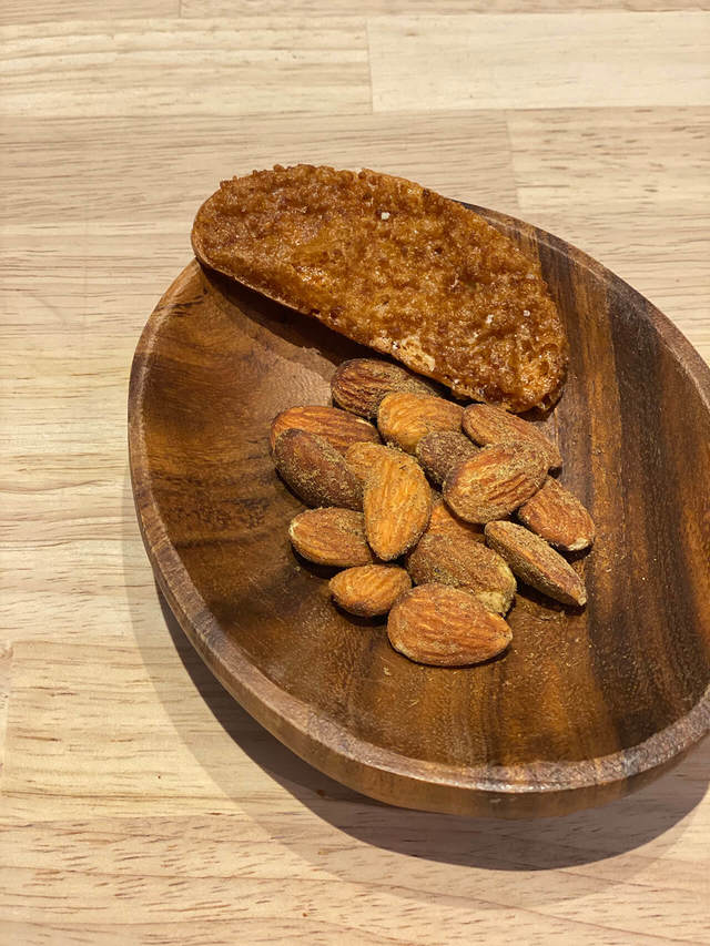 米粉のラスク(メープルココ味)480円ハーブソルトアーモンド640円