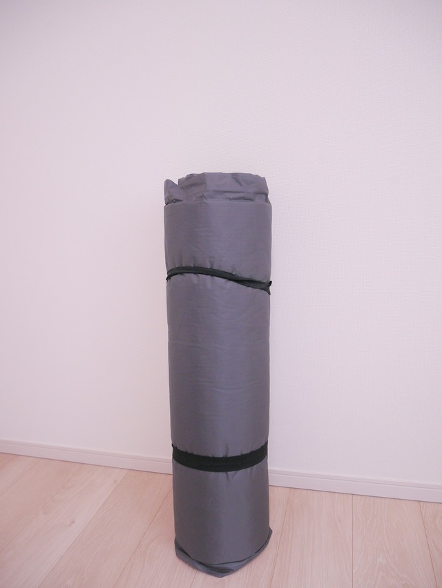 【ベルメゾン　省スペースで収納できる来客用布団セット(6点)】敷布団ながら、このコンパクトさ！