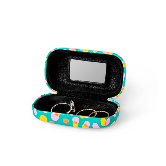 ジュエリーケース 250円（税抜）