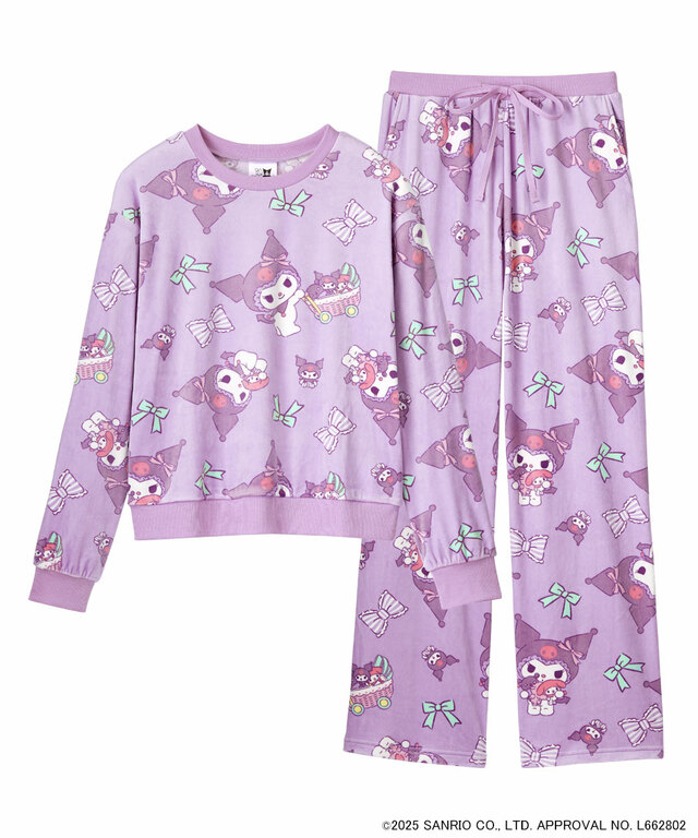 【aimerfeel（エメフィール）】クロミ ストレッチ ソフトボア 長袖 上下セット（大人サイズ・パープル）／S・M・L／6,930円（税込）