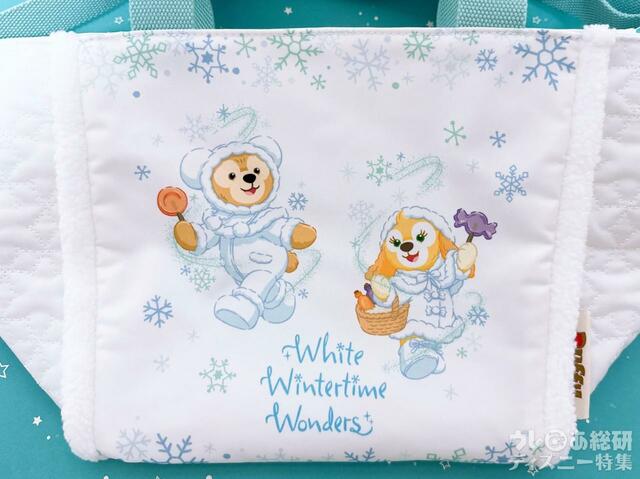 ダッフィーとイベント主役のクッキー・アン