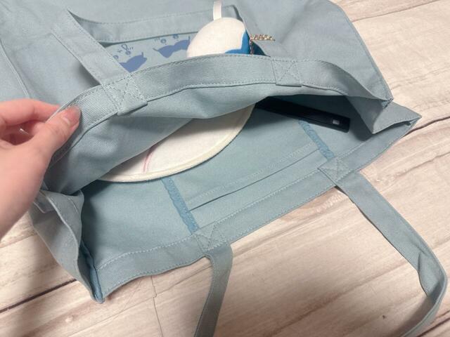 応援うちわも収納できるため、推し活のお供にもおすすめ！