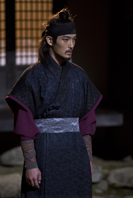 EDENヒソン　『秘密の扉』　©SBS