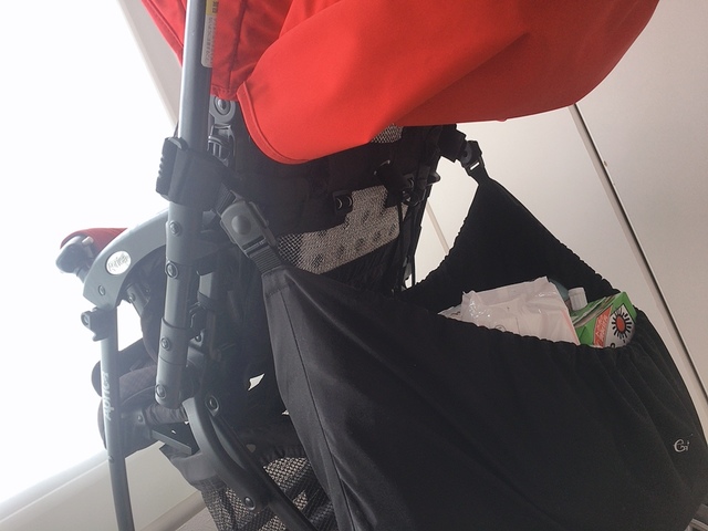 【ファムベリー ベビーカーアンダーバッグ】荷物が多いママ・パパに