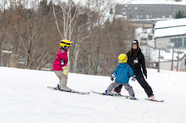タングラムスキー＆ ボードスクール（SAJ）｜タングラム斑尾「タングラムスキーサーカス」