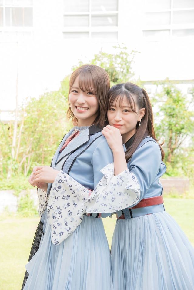 左から小嶋花梨、上西怜