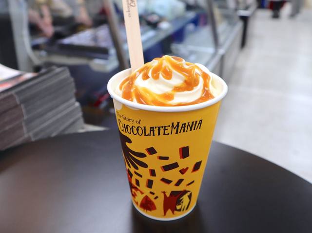 es-ショコラシェイク 550円（税込）