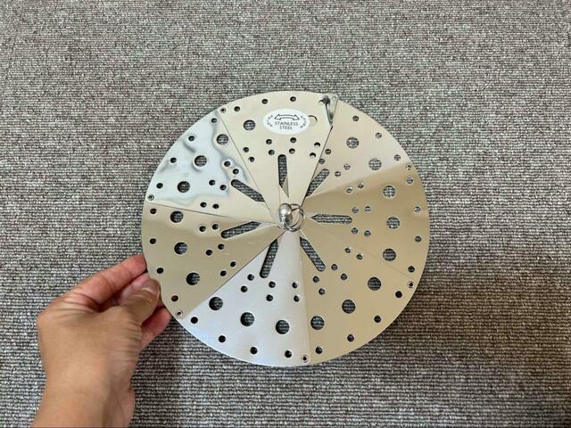 【カインズ ステンレス製 落し蓋】大小の通気穴があるタイプ