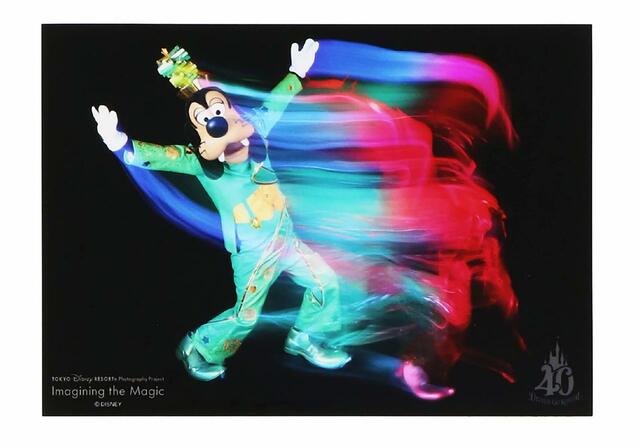 写真|500円|サイズ:2L|東京ディズニーリゾート40周年「イマジニング・ザ・マジック」奥山由之コラボグッズ|販売店舗:東京ディズニーランド「グランドエンポーリアム」、東京ディズニーシー「エンポーリオ」|発売日:2023年10月19日(木)