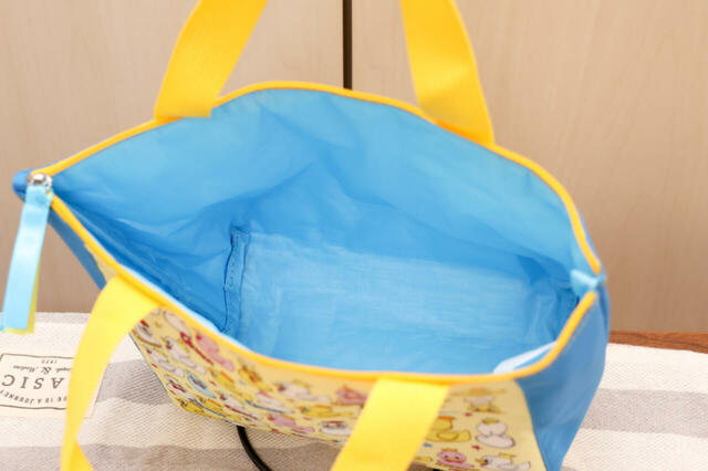 スーベニアランチケース ＋1300円｜中は淡いブルー