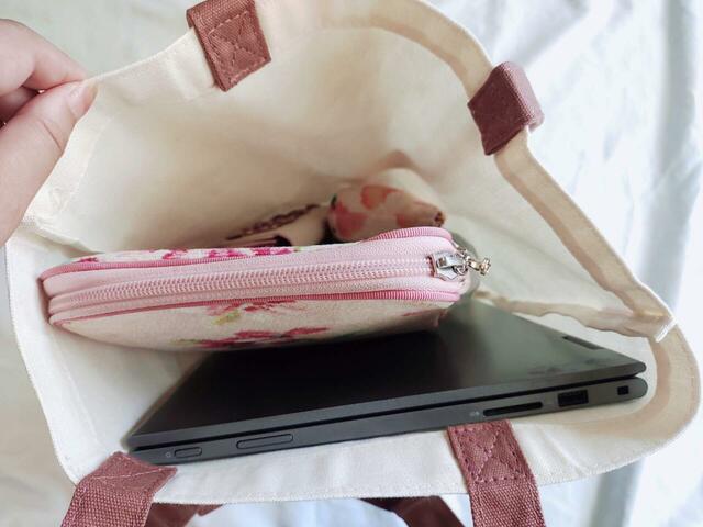 13.5インチのPCやマルチケースも入る