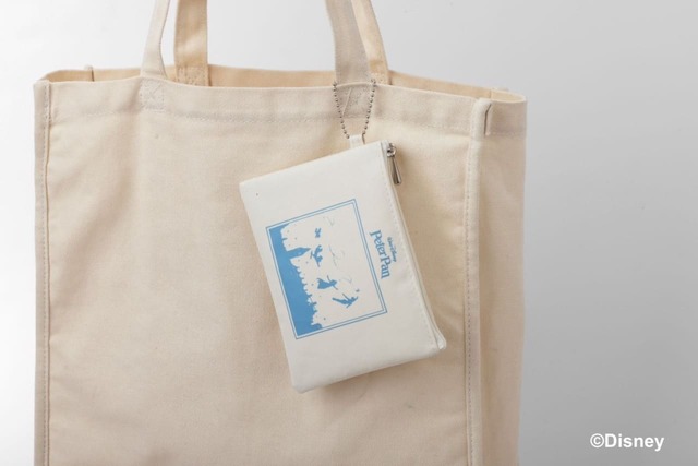 【Disney Special Book 2024 fantasy】ポーチはバッグに付けても持ち運べます