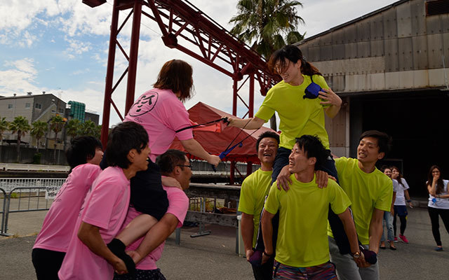 大阪発! これが「珍動会」の超笑える競技だ!