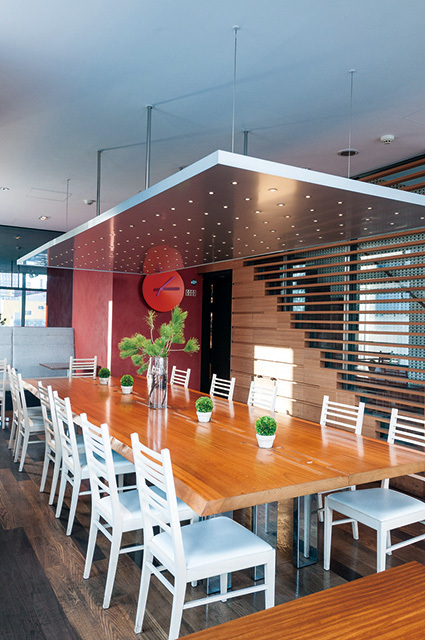 キッチンさくらい 内観