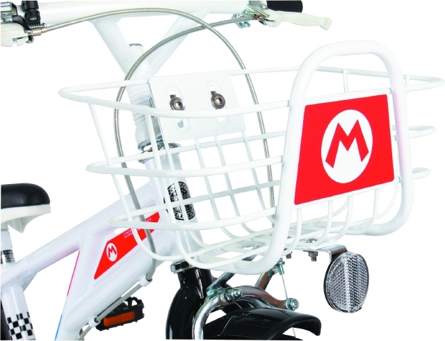 カートのバンパーをイメージした専用バスケット