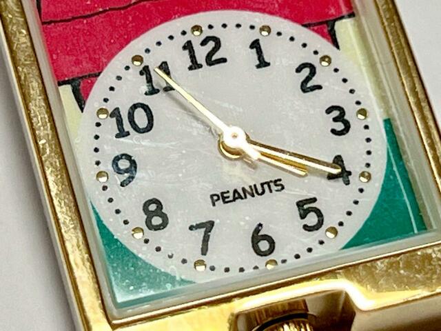 文字盤は分刻みなので正確な時間がわかります！