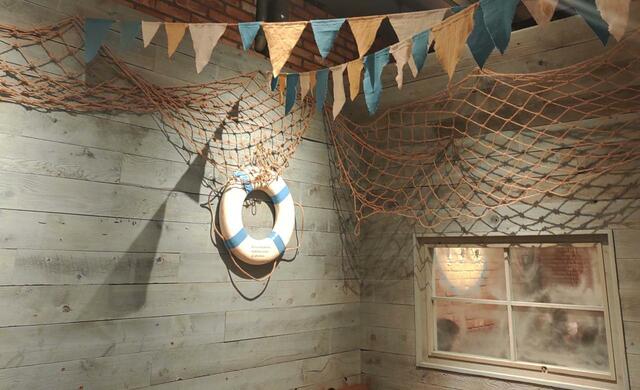 ドナルドダッグデザインの部屋「Disney HARVEST MARKET（ディズニー・ハーベスト・マーケット） By CAFE COMPANY」横浜赤レンガ倉庫店