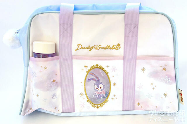 「ダッフィー＆フレンズのダンシング・スノーフレークス」ボストンバッグ