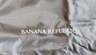 さりげなく「BANANA REPUBLIC」のロゴが入っていて、大人っぽい雰囲気