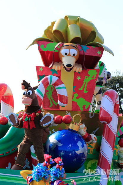 全フロート紹介 Tdl ディズニー クリスマス ストーリーズ 16 フォトギャラリー 写真40枚 写真 8 40 ディズニー特集 ウレぴあ総研