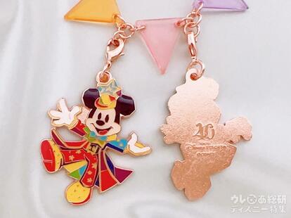 Disney - ディズニーバッグチャーム　40周年　2個セット 東京ディズニーリゾート 40周年 ガーランド バッグチャーム 2個