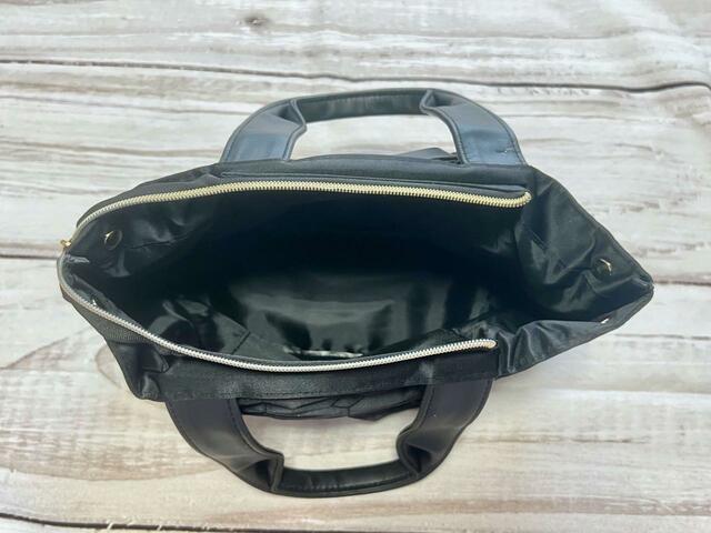 ガバッと開いて中が見やすいのもうれしい♪