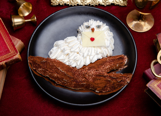 【Harry Potter Cafe】ヘドウィグ ケーキ(税込¥1,540)