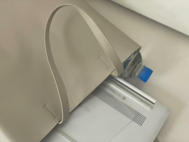 【Lattice　トートバッグラージ】パソコン・ファイル・ペットボトル入れてみた！