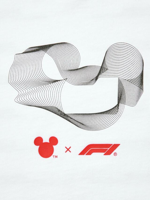 ユニクロ ディズニー×F1 UTグラフィックTシャツ 990円