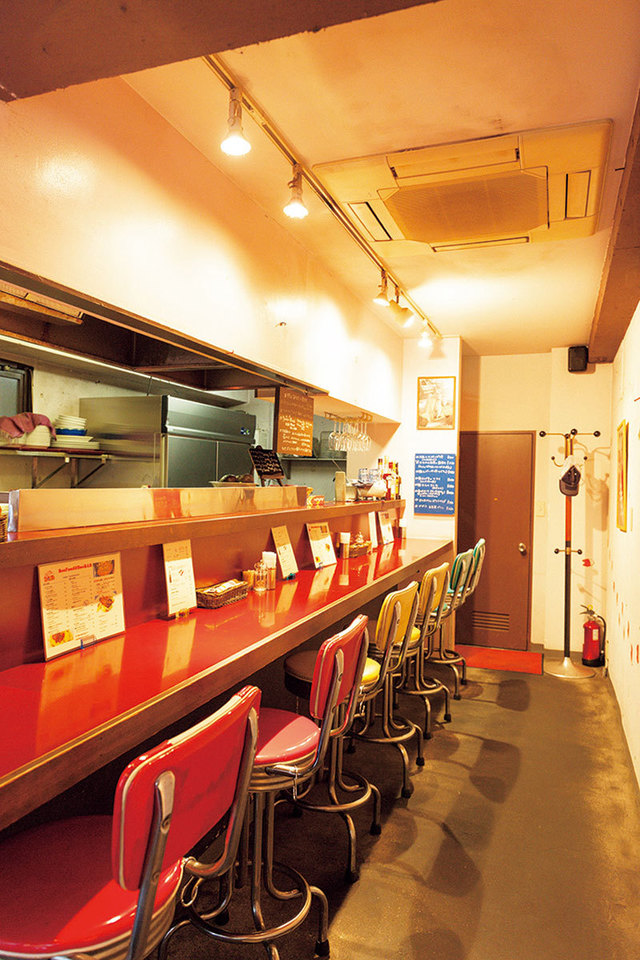 都内「豚肉」がうまい店／BOOMIN（池袋）　 内観