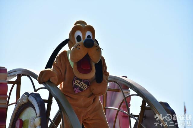 東京ディズニーランド「イッツ・ア・スウィーツフルタイム！」の模様：「ディズニー・パルパルーザ」第3弾「ヴァネロペのスウィーツ・ポップ・ワールド」