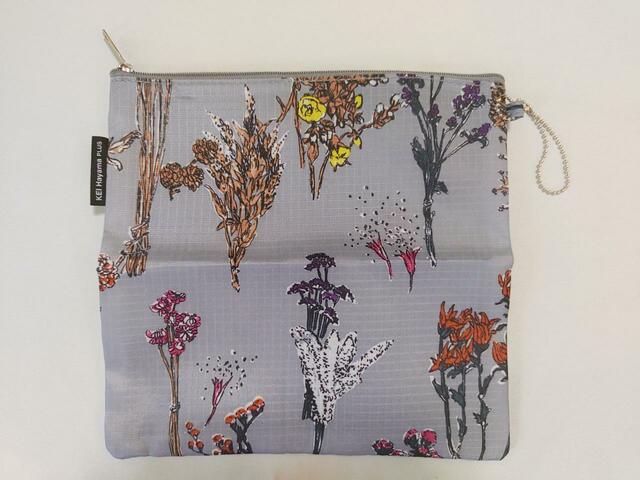 裏面も、同じデザイン